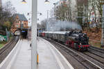 Zum 2. Advent boten die Berliner Eisenbahnfreunde eine Fahrt von Berlin Lichtenberg nach Ketzin im Land Brandenburg an. 86 1333 an der Prenzlauer Allee 10.12.2023