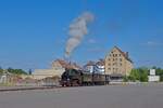 Lok 7348  Kattowitz  der Museumseisenbahn Minden bei einer Fotofahrt im Hafen Berenbusch (11.05.2024)