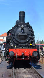 Die 1918 gebaute Dampflokomotive 94 1697 wurde Anfang Juni 2019 auf der Drehscheibe des Bayerischen Eisenbahnmuseums Nördlingen präsentiert.