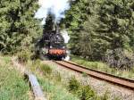 94 1292 mit Personenzug von Sttzerbach kommend hat gerade das steilste Streckenstck berwunden, kurz vor dem bahnhof rennsteig