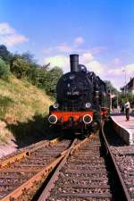 94 1292 am Bahnsteig in Erfurt-West, um 1988 (gescanntes Dia).