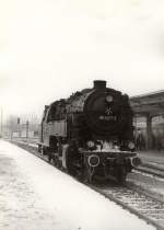 95 1027-2 in Sonneberg, Hbf - Winter um 1988, dig.