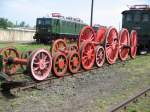 Mehrere Radstze von mindestens 2 unterschiedlichen Loks standen auf einem Stumpfgleis im Gelnde des BW Weimar, 26.05.07