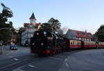 99 222 mit dem P8938 beim Überqueren der Westerntorkreuzung.
Wie man sieht habe ich das Rennen gewonnen, deutlich vor dem Zug habe ich Wernigerode erreicht. (Bild 2/2)

Wernigerode, 04. August 2017