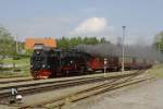 99 7232-4 fhrt am Abend des 07.06.10 in den Bahnhof Elend ein.