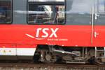 RSX (Rhein Sieg Express) Logo am 442 262 am 10.07.18 in Friedberg Bhf 