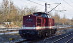 PRESS - Eisenbahn-Bau- und Betriebsgesellschaft Pressnitztalbahn mbH, Jöhstadt mit ihrer  114 703-2  [NVR-Nummer: 92 80 1203 230-8 D-PRESS] am 28.11.23 Durchfahrt Bahnhof