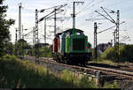 Nachschuss auf eine unerkannt gebliebene 212 (DB V 100.20) der Salzburger Eisenbahn Transportlogistik GmbH (SETG) und 201 823-2 (110 823-2 | DR V 100.1) der Redler-Service und  als Lokzug, die durch