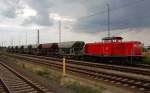 212 317 steht am 08.08.10 am Bahnhof Bitterfeld abgestellt.