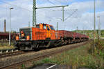 BBL 1214 028-9 wartet mit einem Schotterzug im Bahnhof Herzogenrath wärend der Weichen erneuerung am 29.10.2017 KBS 485