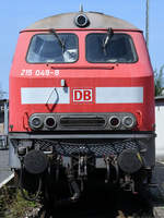 Die Diesellokomotive 215 049-8 im August 2018 im Eisenbahnmuseum Koblenz.