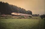 15.07.1992 am Evsign Oppenweiler gerade  dort abgefahren 215 109-0 (BwTU) mit 3773 nach Schwäbischhall-Hessental .Murrrbahn wurde 1996 elektrifiziert für 50 Millonen DM.