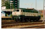 Diesellok der Baureihe 216 093-6 in der Farbgebung ozeanblau-beige am 22.09.1997 
im Bahnhof Remscheid im Bergischen Land.
Die Lok wurde 1966 in Dienst gestellt und war bis zur Ausmusterung 1999 in Oberhausen stationiert (dort ab 1992).
(scan vom Lichtbild)