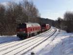 216 224-6 (IGE) leistete der 185 405-8 (IGE) Vorspann vor einem Leerautozug am 21.01.16 in Hof/Saale.