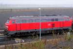 Diesel Lok 226 131-1 steht abgestellt in der Nhe des Bahnhofs von Limburg-Sd am 04.12.04.