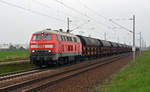 217 012 der Pfalzbahn beförderte am 04.04.17 einen Getreidezug durch Rodleben Richtung Magdeburg.