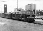 DB 218 147 steht abfahrtbereit in Nimwegen,rund 1982.