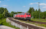 218 425 und 218 415 mit dem IC/RE 2013 (Dortmund Hbf - Oberstdorf) in Kempten Hbf 27.5.23  