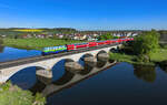 218 443 mit einem RE2 am 27.04.2024 bei Regenstauf.