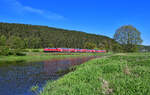 218 433 mit einem RE2 am 27.04.2024 bei Pfreimd.