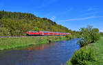 218 403 mit einem RE2 am 27.04.2024 bei Nabburg.