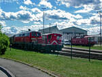 Blick durch den Zaun: Am 01.05.2003 gelang diese Aufnahme der vom FTZ München unter der Tfz.Nr, 732 258 geführten Werklok (ex 332 258). Dahinter steht der  Versuchsträger  des Aw. Bremen 218 441 in zweiter Besetzung, u. a. mit digitalem Zuglaufschild unter dem Führerstandsfenster, und ganz hinten die 752 004.