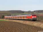 Die 218 450-5 zieht am 3.2.07 den RE 14307 in Richtung Bad Harzburg durch Klein Elbe 