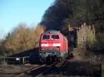 Laut heulend verlsst 281 481 mit einem Regionalexpress von Mannheim nach Heilbronn den Bahnhof von Bad Wimpfen. Noch zwei Stationen, dann hat sie nach rund 90 mintiger Fahrt ihr Ziel, Heilbronn erreicht, 09.02.08.