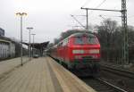 218 413-3 schiebt am 21.02.09 den RE 21418 nach Kiel Hbf durch Hamburg-Wandsbek.