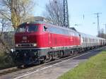 Die altrote 218 387-9 zog am 05.04.2010 einen Sonderzug nach Trier ber Gerolstein.