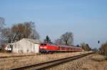 218 319 mit RE 32610 in Pforzen/Zellerberg (22.02.2007)