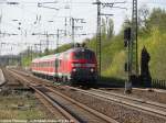 Gemtlich rollt 218 447 mit ihrem RE nach Bad Harzburg auf dem Streckenabschnitt zwischen Hannover Hbf und Bismarckstrae.