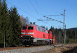 218 470-3 mit dem RbZ 91404 (Villingen(Schwarzw)-Seebrugg) bei Titisee 28.11.16