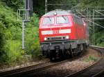 218 480 mit einem RE der Linie Mannheim- Heilbronn in wenige Meter vor dem S-Bahn Haltepunkt Heidelberg Weststadt/ Sdstadt. In wenigen Minuten ereich sie Heidelberg HBF.