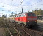 218 451 mit dem Rheingold am 26.10.2024 in Solingen HBF eingefahren