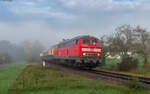 218 451 mit einem Sonderzug für Filmaufnahmen (Blumberg-Zollhaus - Fützen) bei Fützen 17.10.24