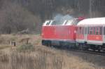 Die fahrt von Gttingen nach Erfurt mit dem Advents- Express und der 219 084-1 war fast so schne wie eine Dampfsonderzug-Fahrt. Hier ein Bild der schwer arbeitenden Lok aus dem letzten Wagen heraus. Aufgenommen am 03.12.2011.