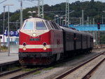 Die 119 158 fuhr,am 23.Juli 2016,mit dem Sonderzug Binz-Berlin Schöneweide,durch Bergen/Rügen nach Hause.Mit einem Gruß vom Lokführer,aus dem Signalhorn, verabschiedete sich der Sonderzug,für dieses Jahr,von Rügen.