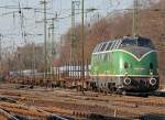 V200 053 der Brohtalbahn mit Aluzug in Gremberg am 28.01.2011