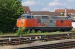 221 105 der RTS am 31.05.2017 in Friedrichshafen.