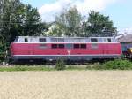 221 135-7 in wunderschner Bundesbahn Lakierung war wegen  Gleisbauarbeiten hier kurz vor Durmersheim-Nord unterwegs.