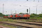 RTS 247 903-8, 221 105 und 221 134 am 22.05.20 in Babenhausen von einen Hügel per Zoom fotografiert 