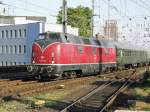 DB V200 116 mit einem Sonderzug nach Hamburg am 7.5.2011 in Kln Hbf