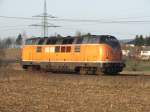 221 135-7 der Bocholter Eisenbahngesellschaft auf der Fahrt gen Flieden.