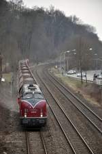 V270.10 (92 80 1221 124-1 D-SGL) mit Schotterzug 92186 beim Schottern am 23.03.2013 in Amberg (Strecke Amberg - Schnaittenbach)