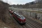 V270.10 (92 80 1221 124-1 D-SGL) mit Schotterzug 92186 beim Schottern am 23.03.2013 in Amberg (Strecke Amberg - Schnaittenbach)