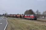 V270.10 (92 80 1221 124-1 D-SGL) mit Schotterzug 92186 beim Schottern am 23.03.2013 in Hirschau (Strecke Amberg - Schnaittenbach)