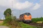 Die 221 135-7 der Bocholter Eisenbahngesellschaft kam mir in Porz-Wahn entgegen.