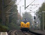 Ein Nachschuss auf die 221 106-8 der EGP kam als Lokzug aus Herzogenrath nach Ostdeutschland und kam aus Richtung