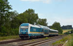 223 061 passiert mit ihrem alex nach München am 21.06.18 den Haltepunkt Kirchenlamitz Ost. 